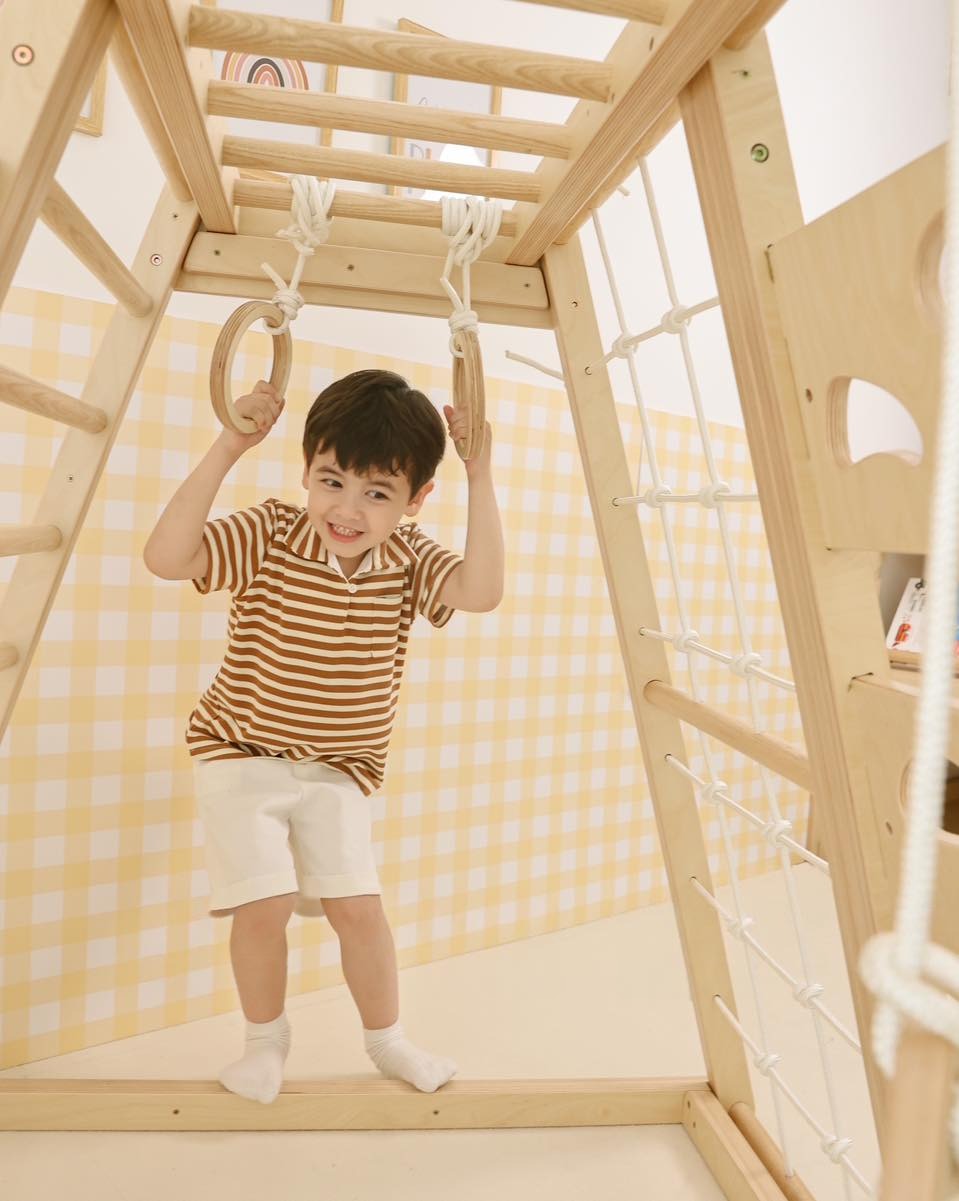 Bé thỏa sức sáng tạo